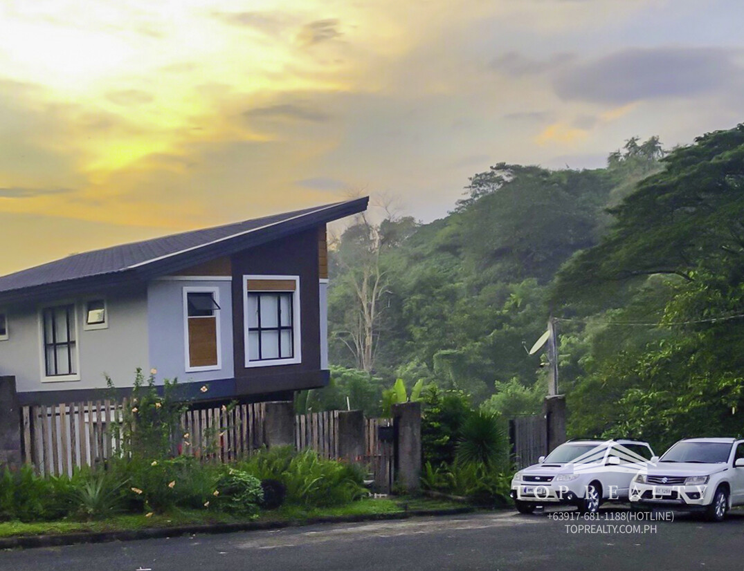 Top Realty Corporation DS88001307 Victoria Valley Subdivision