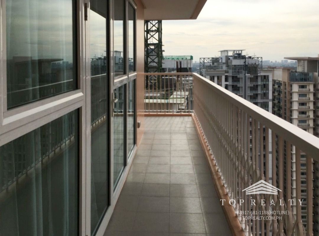 condo_for_sale_in_the_venice_l_1718785367_8b12e357_progressive