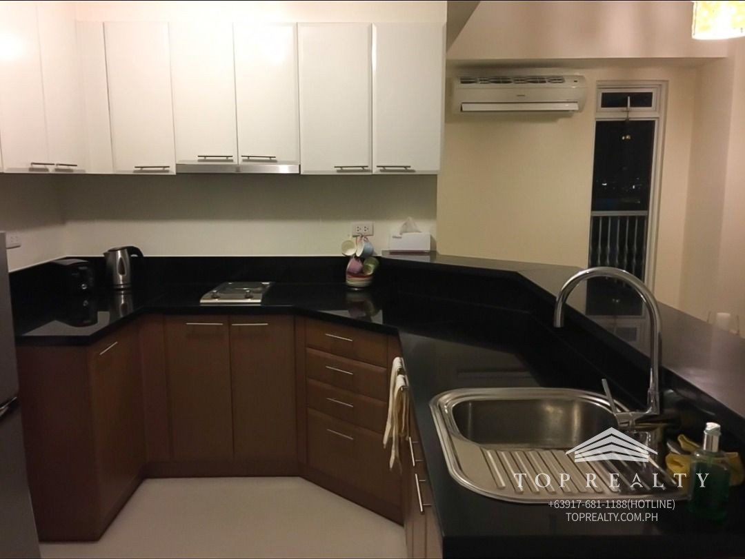 condo_for_sale_in_the_venice_l_1718785367_fd48111b_progressive