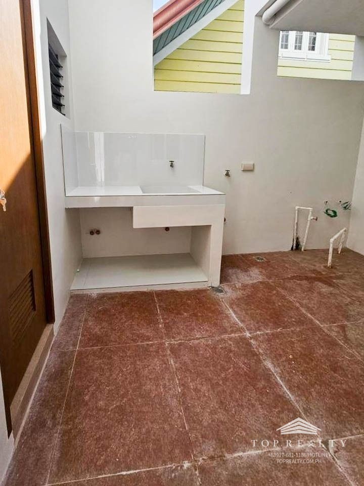 house_and_lot_for_sale_in_las__1722219575_01cd1e5d_progressive