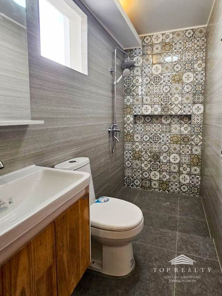 house_and_lot_for_sale_in_las__1722219575_8bf2836e_progressive