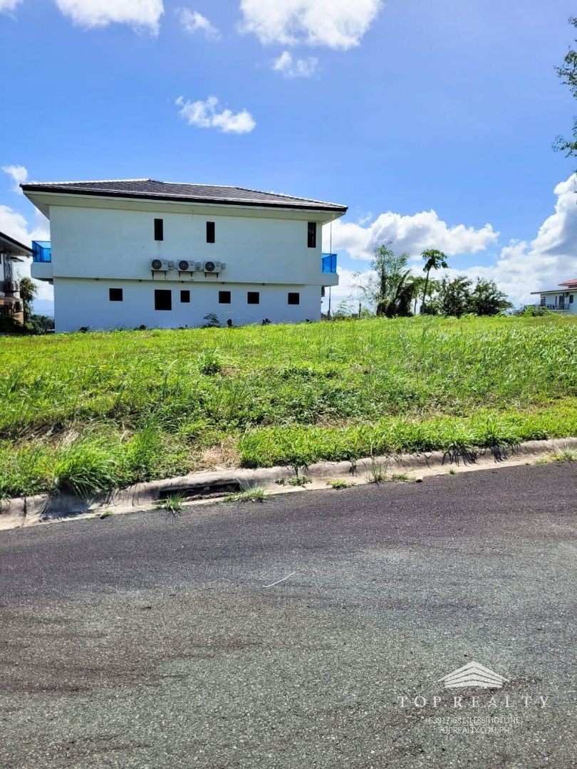 lot_for_sale_in_tagaytay_at_sy_1721957710_7cb7f881_progressive