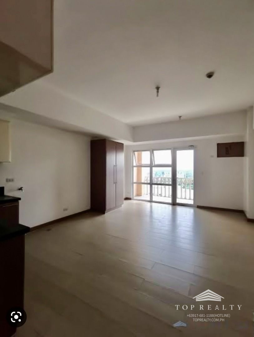 studio_type_condo_for_sale_in__1718875559_39bc7768_progressive