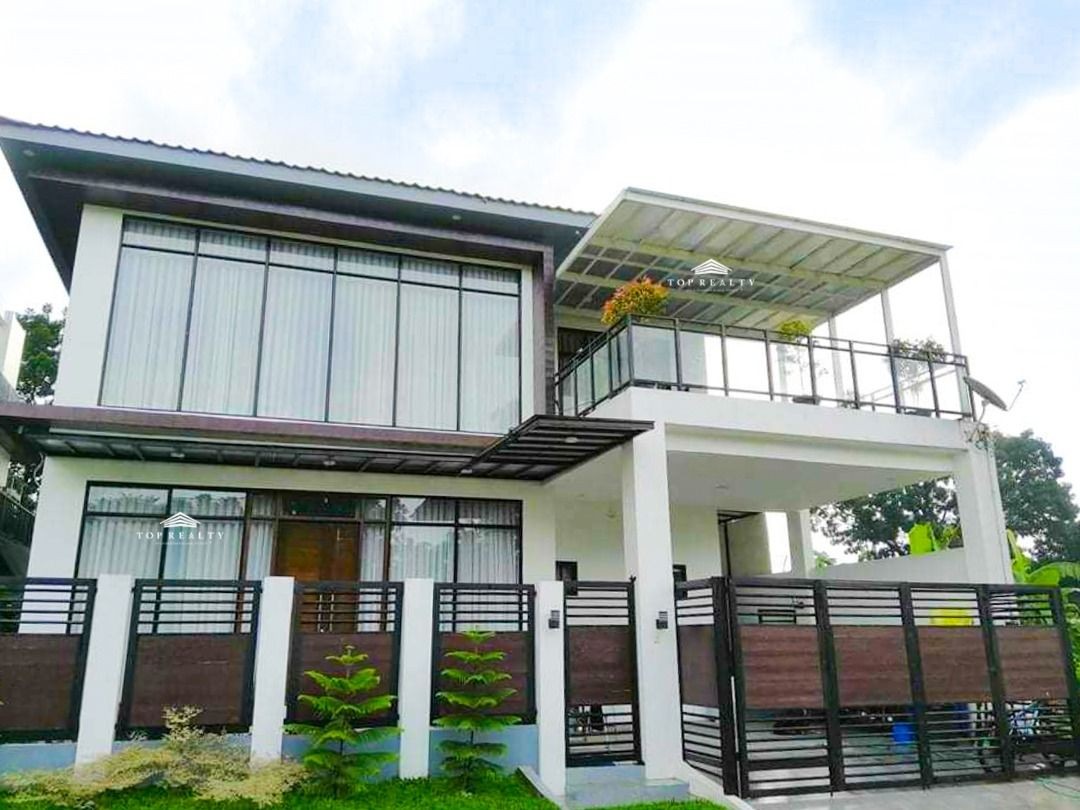 DS88-003069 – Villa Vienna | Modern Elegance: Beautiful 4-Bedroom 4BR House and Lot for Sale in QC, Quezon City – A True Family Oasis!