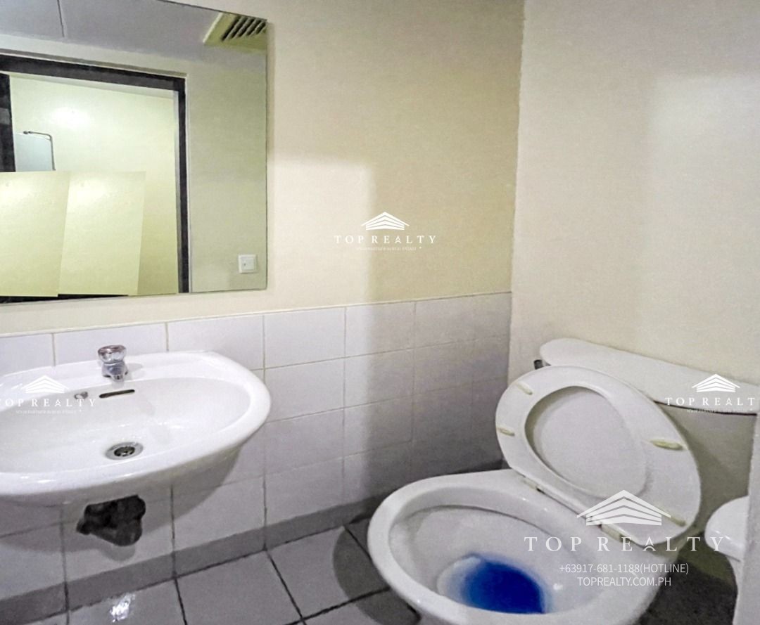 condo_for_sale_in_bgc_fort_bon_1727319169_5947682b_progressive