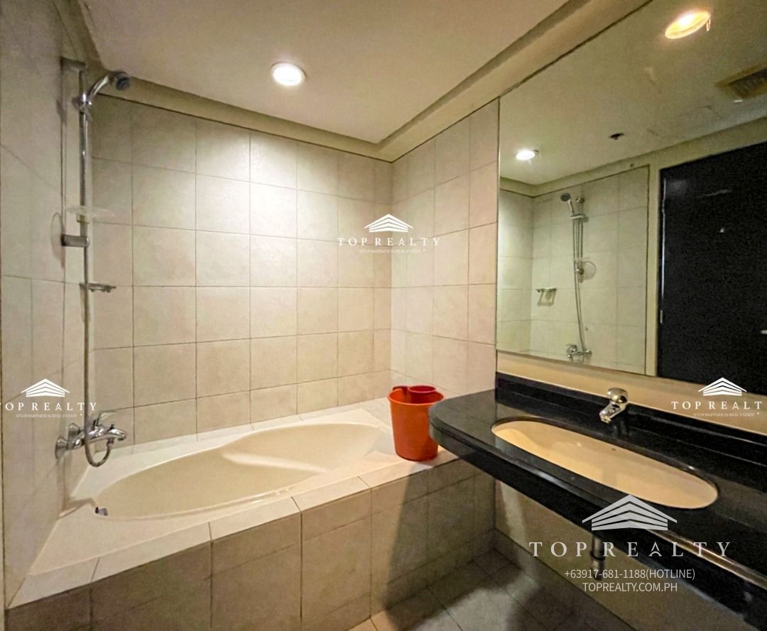 condo_for_sale_in_bgc_fort_bon_1727319169_a721b1a0_progressive