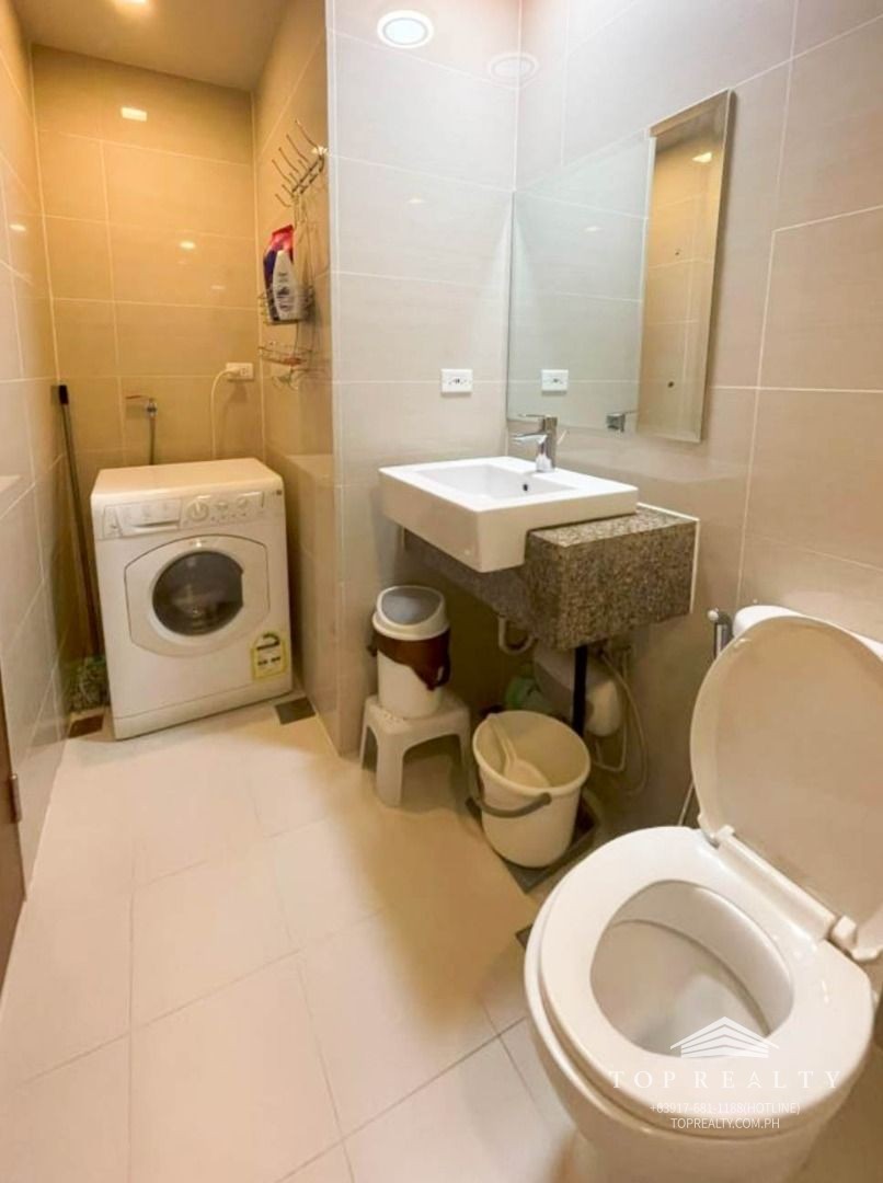 condo_unit_for_sale_in_taguig__1723603070_bfa70ddb_progressive
