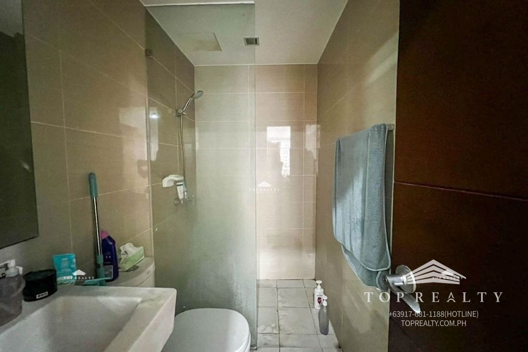 for_sale_studio_1br_condo_in_m_1716512777_9da45598_progressive