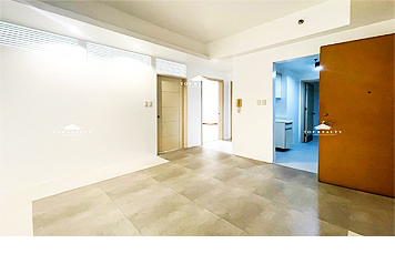 DS88-001315 – 📣RUSH SALE! From ₱18M-₱11M! 🔔Icon Residences | Good Price! Enjoy Scenic View of Makati Skyline with this 2BR Condominium for Sale in Fort Bonifacio, BGC, Taguig City RUSH SALE!