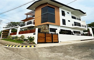 DS88-002771 – Highlands Pointe II | Brand New 4 Bedrooms 4BR House and Lot for Sale in Taytay, Rizal with Overlooking Metro Manila