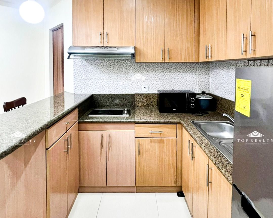 condo_unit_for_sale_in_bgc_for_1730948028_e2120d4b_progressive