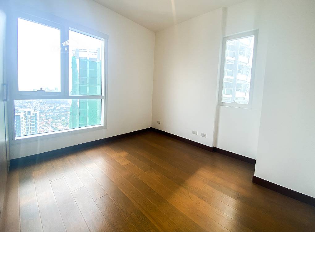 Top Realty