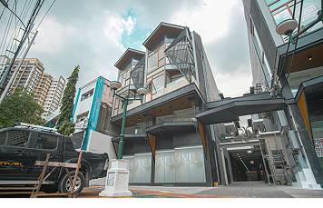 DR88-001597 – Ready for Business 4-Storey Commercial Building for Rent in Tomas Morato, Quezon City – Modern Interior Included