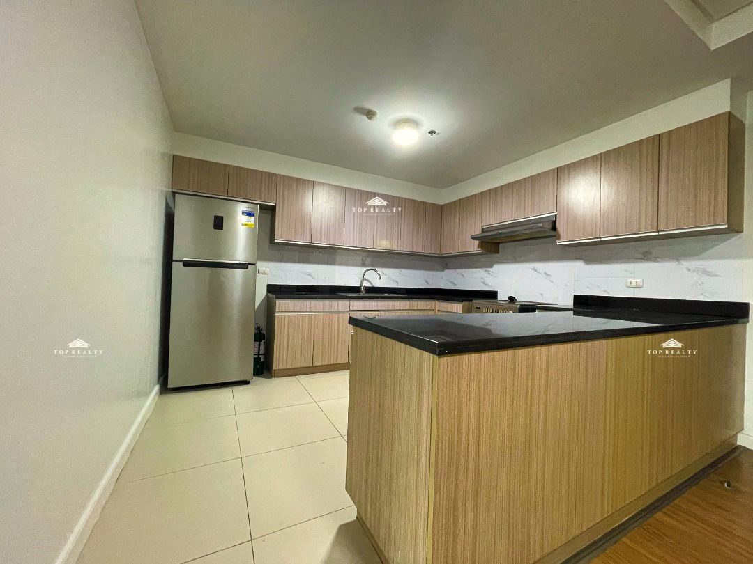 for_sale_3_bedroom_3br_condo_u_1743398282_9ee9525f_progressive