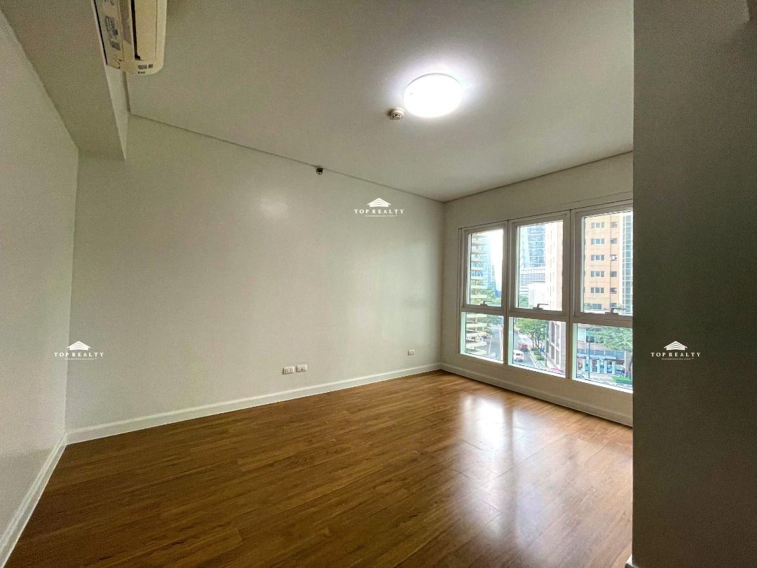 for_sale_3_bedroom_3br_condo_u_1743398282_fa422c96_progressive
