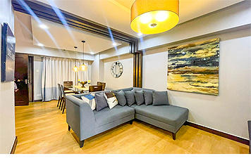 DS88-004142 – Royal Palm Residences | Modern and Elegant 2-Bedroom 2BR Condo For Sale in Acacia Estates, Taguig City