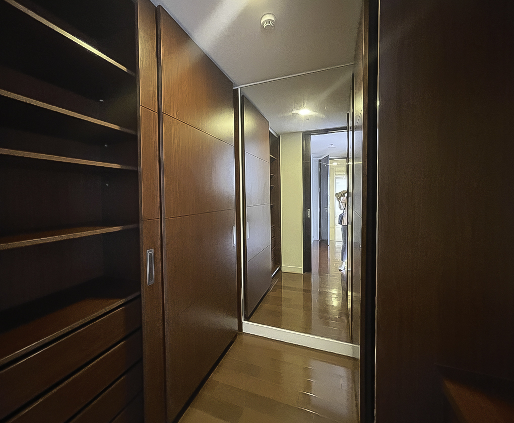 15. Corner 3BR Condo for Sale in Grand Hyatt Residences at BGC, Taguig City