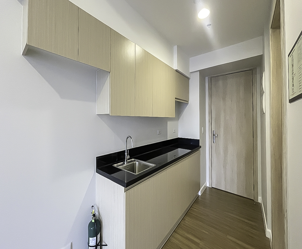 9. Corner 3BR Condo for Sale in Grand Hyatt Residences at BGC, Taguig City