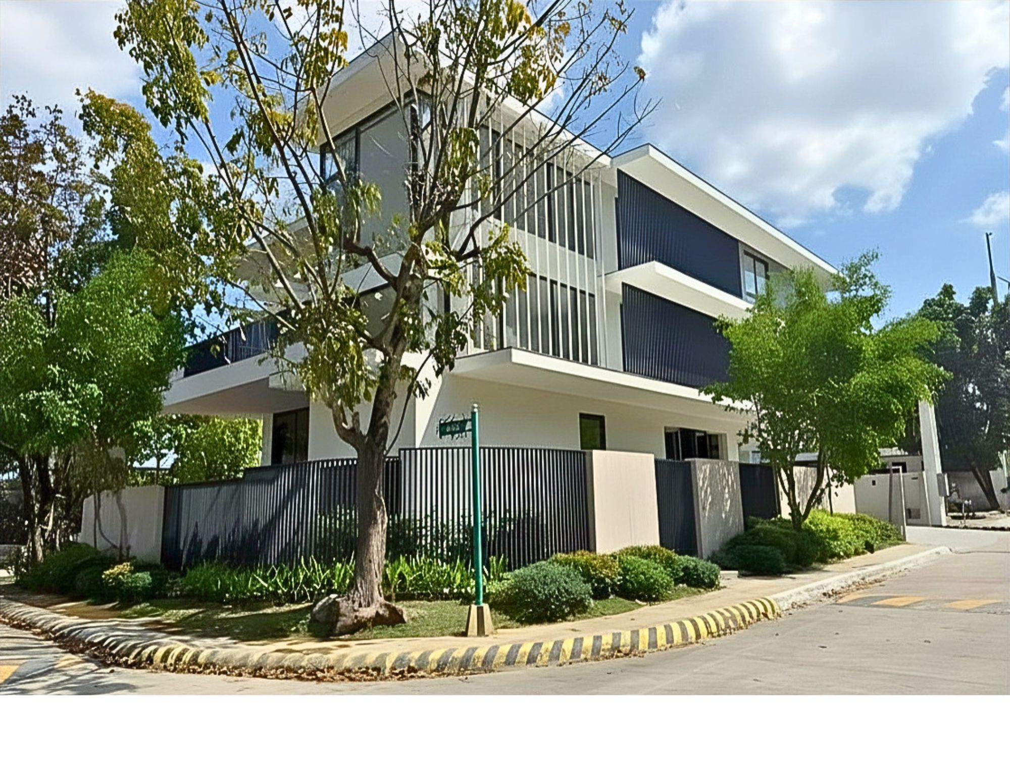 Top Realty