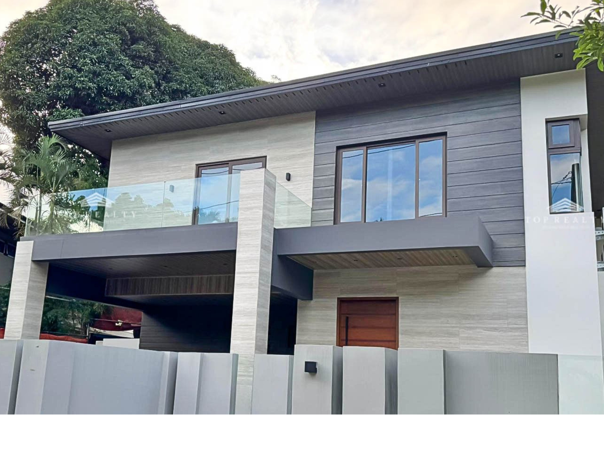 Top Realty