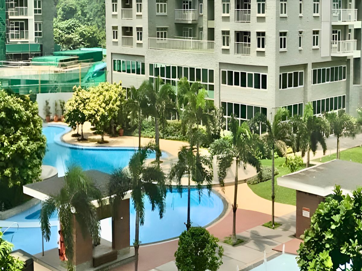 DS88-006286 - 📣 RUSH SALE 🔥 The Aston at Two Serendra _ Studio Condo Unit for Sale in Fort Bonifacio, BGC, Taguig City _ Limited Time Offer! (3)