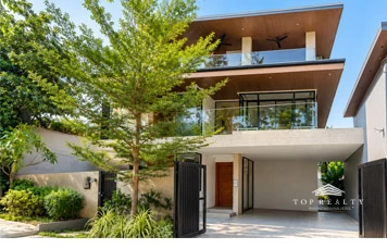 Top Realty