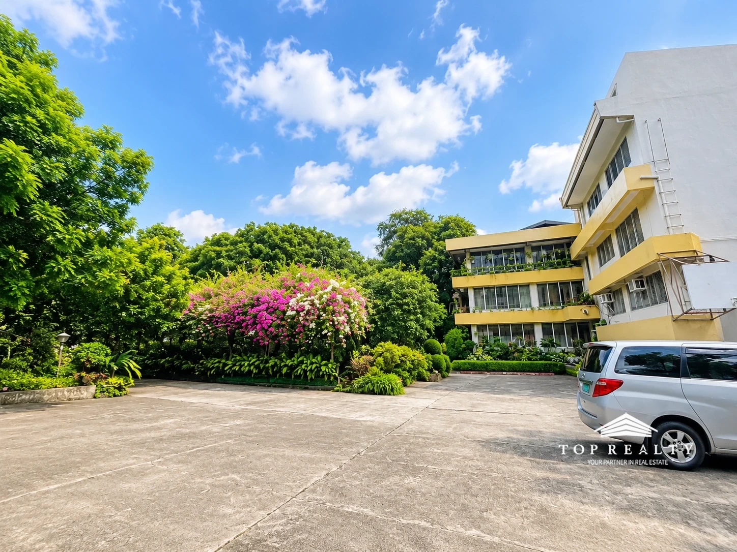 Top Realty