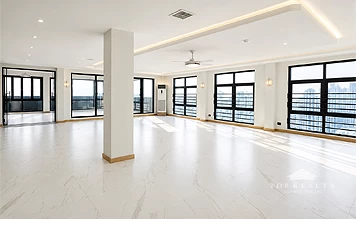 Top Realty