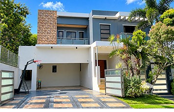 Top Realty